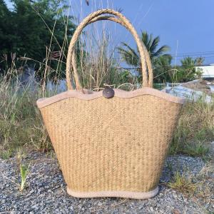 Giỏ Viền Lượn Sóng Cỏ Bàng